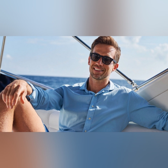 Business Casual - Picture 1 of 1